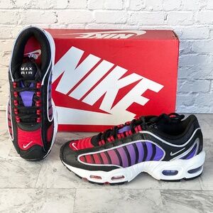 NEW Nike Air Max Tailwind IV Sneakers